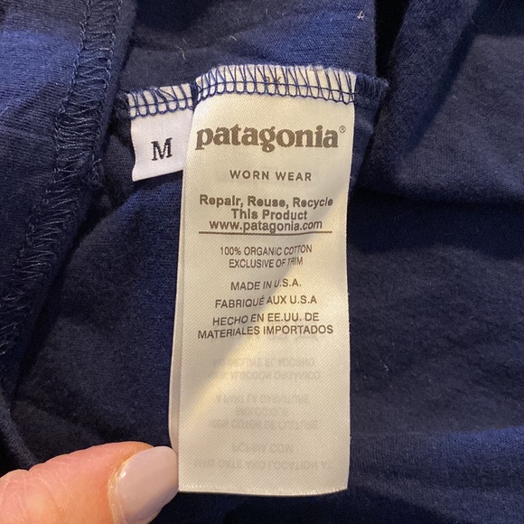 Patagonia Slim Fit "Patagonia Snowmass" Graphic T Shirt - Picture 5 of 8